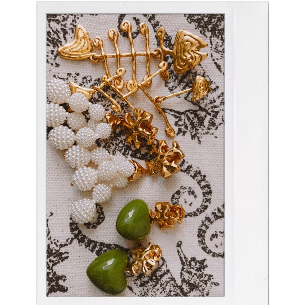 TORY BURCH Fish Bone Earrings - Picture 3 of 4